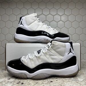 Size 8.5 - Jordan 11 Retro Concord 2011 (378037-107) CLEAN OG ALL